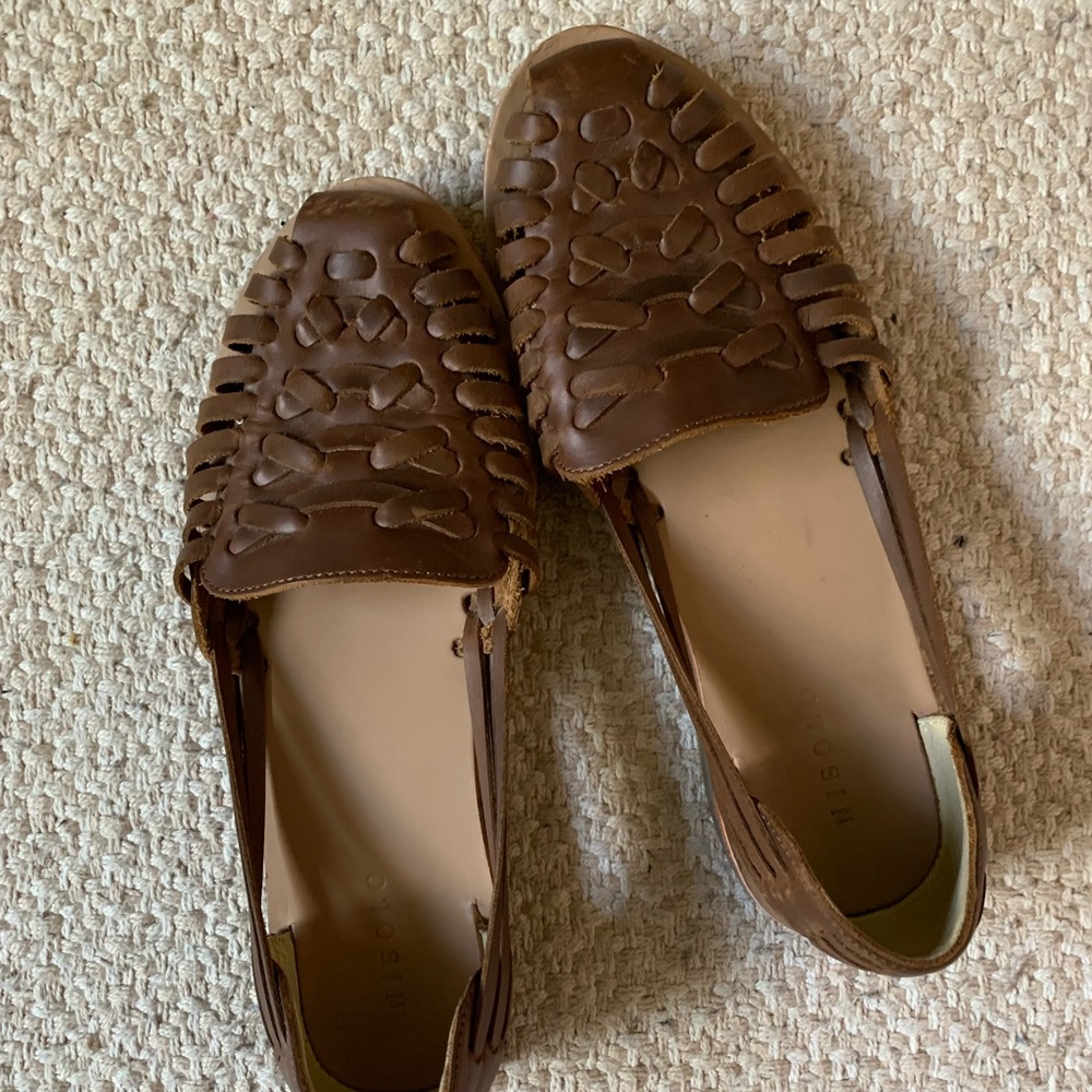 Nisolo women’s huarache sandals in brandy